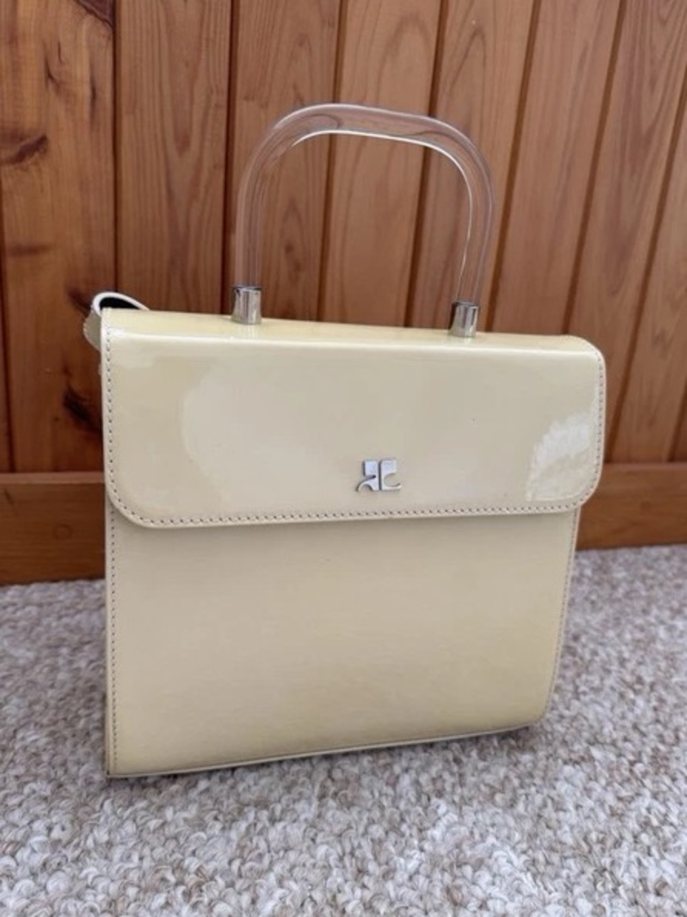 Courrèges Paris Sac Boite Top Lucite Handle Bag –Beurre(Cream)– 100% Kangaroo